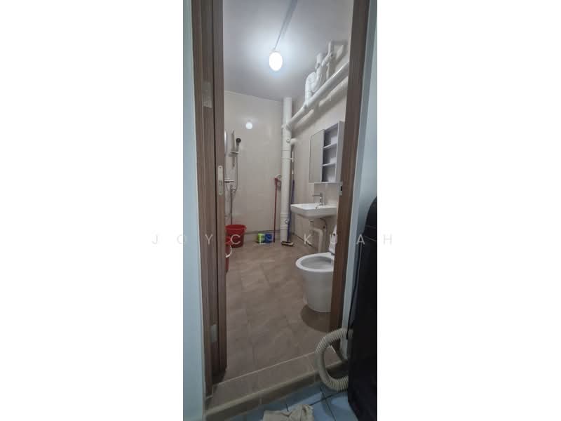 701 Woodlands Drive 40, 701 Woodlands Drive 40, 3 Bedrooms, 1,076 sqft, HDB Flat For Sale, by Joyce Kuah, 500113135 - Bathroom - PropertyGuru.com.sg
