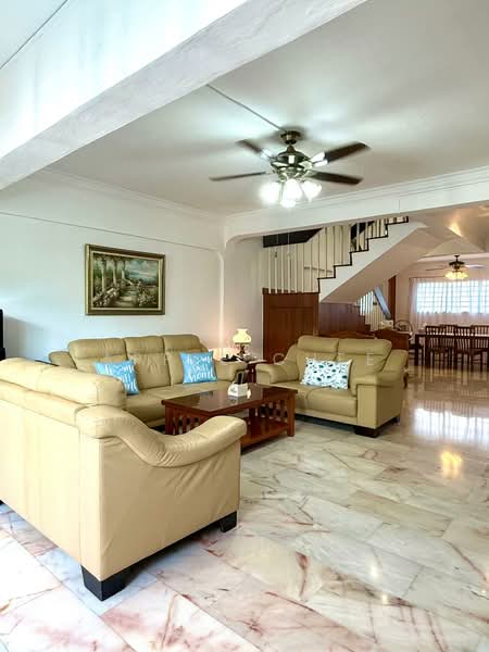 245 Tampines Street 21, 245 Tampines Street 21, 4 Bedrooms, 1,615 sqft, HDB Flat For Sale, by Apple Chee, 500113139 - Living Room - PropertyGuru.com.sg