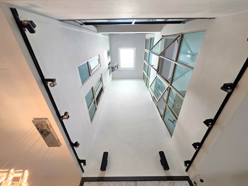 Mimosa Renovated Terrace | 3.5 Storey | Bright & Airy | D28, , 4 Bedrooms, 3,350 sqft, Terraced House For Sale, by Thomas Khoo, 500113147 - Interior - PropertyGuru.com.sg