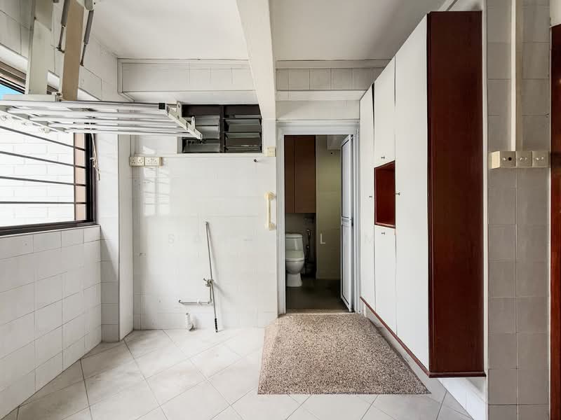 172 Gangsa Road, 172 Gangsa Road, 3 Bedrooms, 1,087 sqft, HDB Flat For Sale, by Sarah Lim, 500113150 - Service Yard & Bathroom - PropertyGuru.com.sg