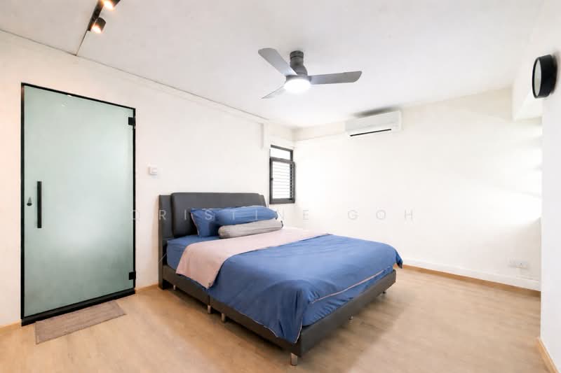 274B Jurong West Street 25, 274B Jurong West Street 25, 3 Bedrooms, 1,356 sqft, HDB Flat For Sale, by Qristine Goh, 500113152 - Bedroom - PropertyGuru.com.sg