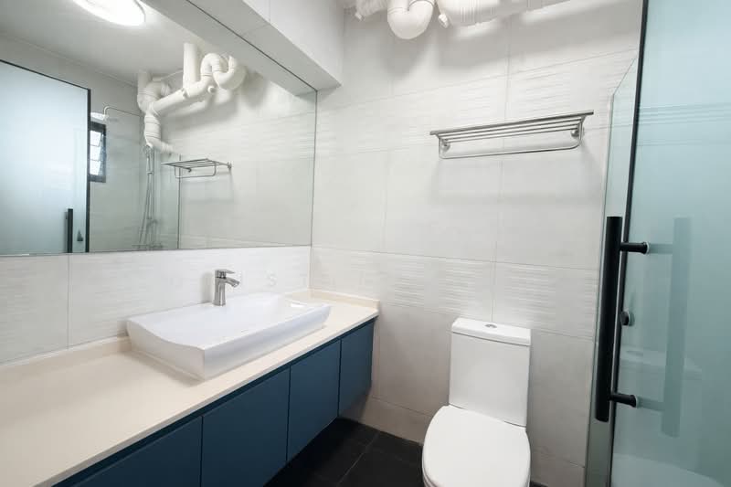 274B Jurong West Street 25, 274B Jurong West Street 25, 3 Bedrooms, 1,356 sqft, HDB Flat For Sale, by Qristine Goh, 500113152 - Bathroom - PropertyGuru.com.sg