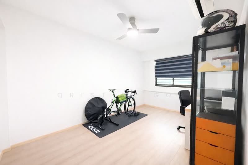 274B Jurong West Street 25, 274B Jurong West Street 25, 3 Bedrooms, 1,356 sqft, HDB Flat For Sale, by Qristine Goh, 500113152 - Study - PropertyGuru.com.sg