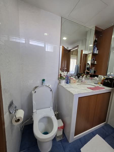 Mandarin Gardens, 3 Siglap Road, 3 Bedrooms, 1,787 sqft, Condominium For Sale, by Wee Yong Khim, 500113157 - Bathroom - PropertyGuru.com.sg