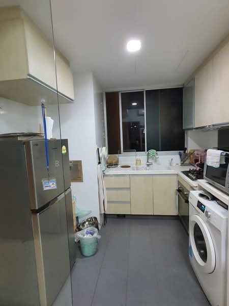 The Parc Condominium, 3 West Coast Walk, 2 Bedrooms, 980 sqft, Condominium For Rent, by Bruce Lee 李奕宏, 500113162 - Kitchen - PropertyGuru.com.sg