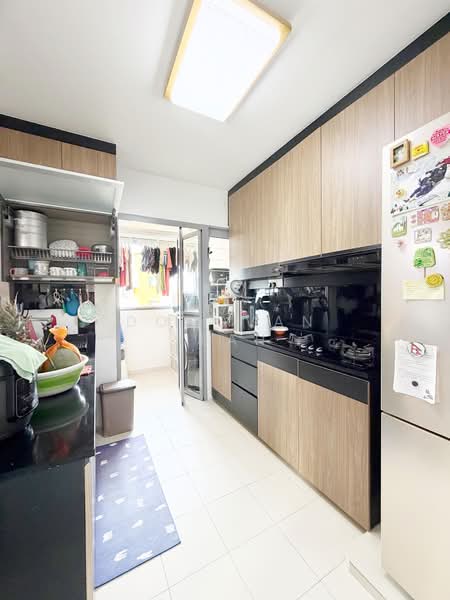 683A Edgedale Plains, 683A Edgedale Plains, 3 Bedrooms, 1,001 sqft, HDB Flat For Sale, by Donovan Seah, 500113165 - Kitchen - PropertyGuru.com.sg