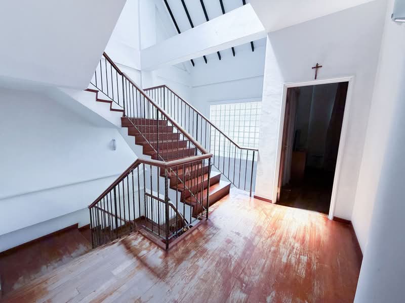 Charming Semi-d @District 10 Bukit Timah, Charming Semi-d near Sixth Avenue, 4 Bedrooms, 3,800 sqft, Semi-Detached House For Sale, by Gina Tng, 500113168 - PropertyGuru.com.sg