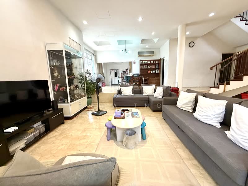 Charming Semi-d @District 10 Bukit Timah, Charming Semi-d near Sixth Avenue, 4 Bedrooms, 3,800 sqft, Semi-Detached House For Sale, by Gina Tng, 500113168 - Living Room - PropertyGuru.com.sg