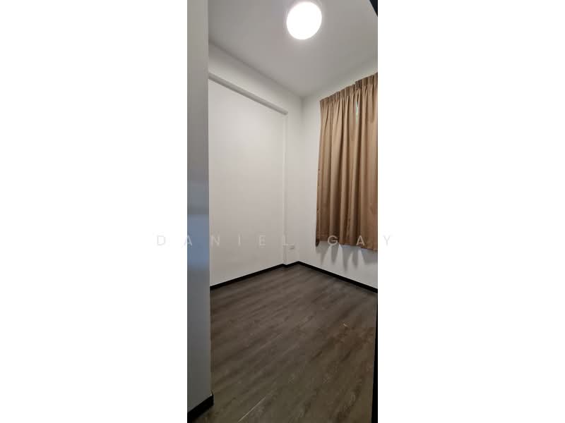 Three 11, 311 Upper Thomson Road, 2 Bedrooms, 678 sqft, Apartment For Rent, by Daniel Gay, 500113176 - Common Bedroom - PropertyGuru.com.sg