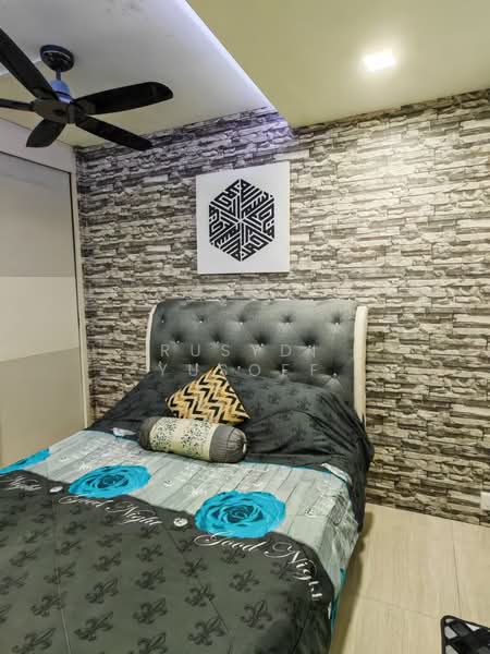 435 Yishun Avenue 6, 435 Yishun Avenue 6, 3 Bedrooms, 904 sqft, HDB Flat For Sale, by Rusydi Yusoff, 500113180 - Bedroom - PropertyGuru.com.sg