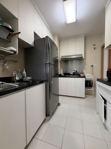 301C Punggol Central, 301C Punggol Central, 3 Bedrooms, 1,001 sqft, HDB Flat For Sale, by Yuna Lim, 500113201 - Kitchen - PropertyGuru.com.sg