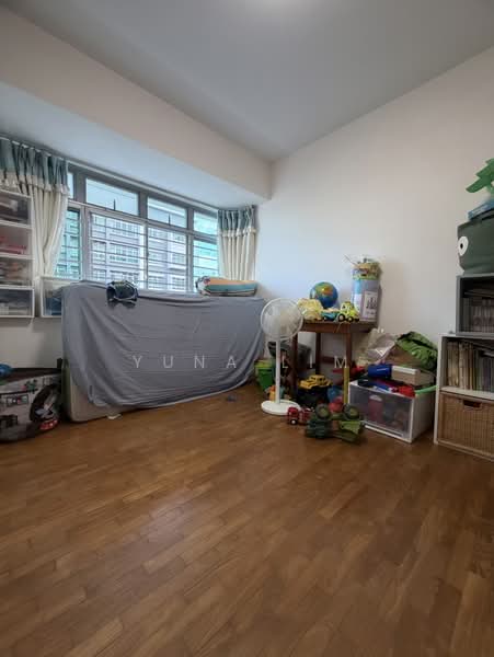 301C Punggol Central, 301C Punggol Central, 3 Bedrooms, 1,001 sqft, HDB Flat For Sale, by Yuna Lim, 500113201 - Bedroom - PropertyGuru.com.sg
