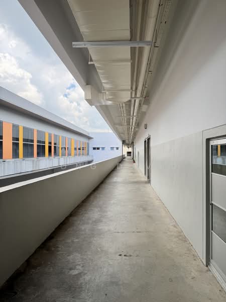 Unity Centre, 51 Bukit Batok Crescent, Dairy Farm / Bukit Panjang / Choa Chu Kang, 500 sqft, Light Industrial (B1) For Rent, by Wong David, 500113203 - Exterior - CommercialGuru.com.sg