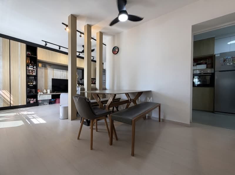 126A Edgedale Plains, 126A Edgedale Plains, 3 Bedrooms, 979 sqft, HDB Flat For Sale, by Yuna Lim, 500113207 - Living Room - PropertyGuru.com.sg