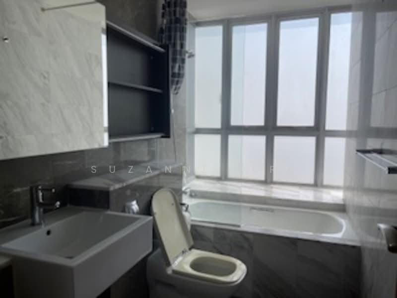 The Parc Condominium, 3 West Coast Walk, 1 Bedroom, 667 sqft, Condominium For Sale, by Suzanne Kerk, 500113213 - Bathroom - PropertyGuru.com.sg