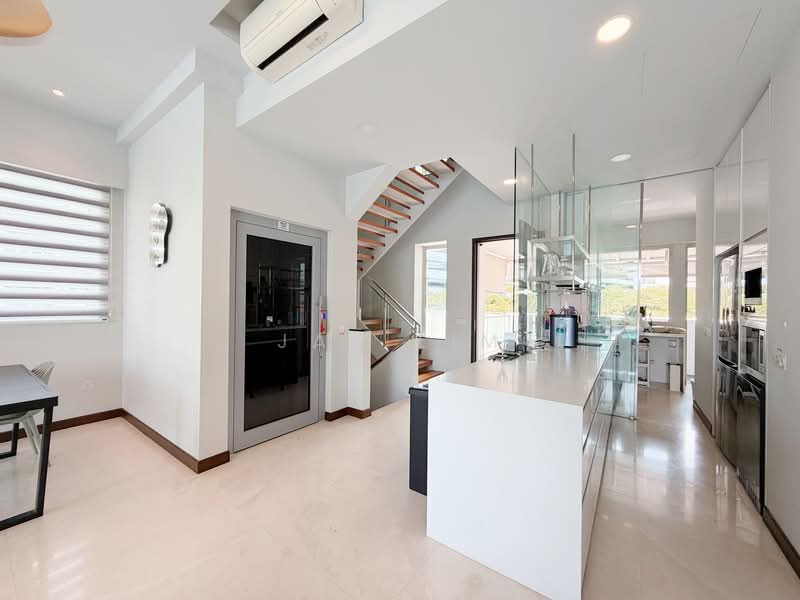 eCO, 231 Bedok South Avenue 3, 5 Bedrooms, 3,854 sqft, Corner Terrace For Rent, by Jax Lim, 500113215 - Living room - PropertyGuru.com.sg