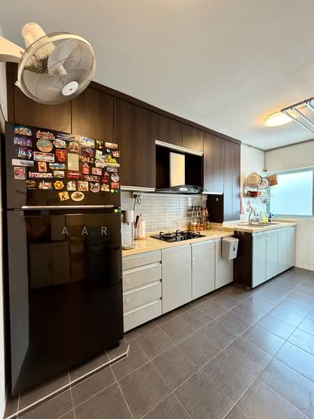 110 Bukit Purmei Road, 110 Bukit Purmei Road, 2 Bedrooms, 807 sqft, HDB Flat For Sale, by Aaron Loon, 500113219 - Kitchen - PropertyGuru.com.sg