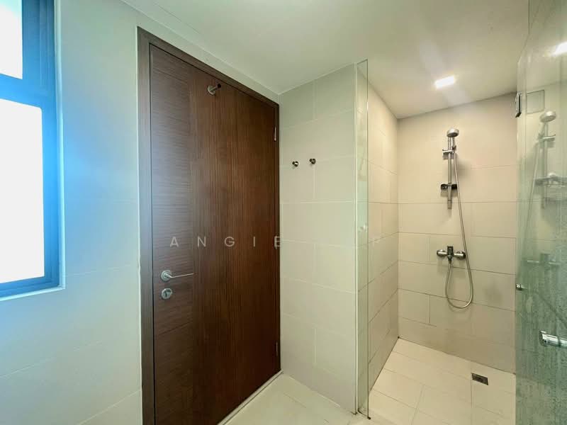 The Topiary, 13 Fernvale Lane, 2 Bedrooms, 753 sqft, Executive Condominium For Sale, by Angie Yap, 500113222 - Bathroom - PropertyGuru.com.sg