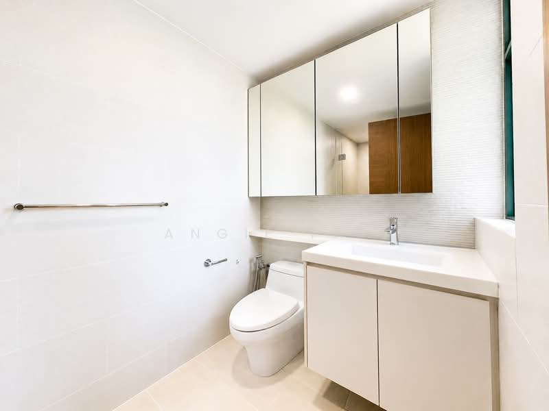 The Topiary, 13 Fernvale Lane, 2 Bedrooms, 753 sqft, Executive Condominium For Sale, by Angie Yap, 500113222 - Bathroom - PropertyGuru.com.sg