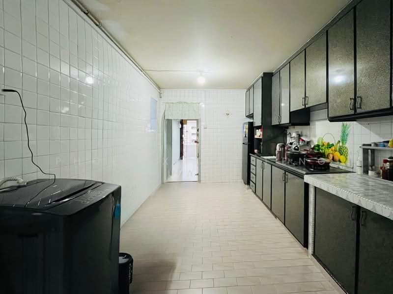 206 Marsiling Drive, 206 Marsiling Drive, 2 Bedrooms, 732 sqft, HDB Flat For Sale, by Phoenix Tan Feng Huang, 500113224 - Kitchen - PropertyGuru.com.sg