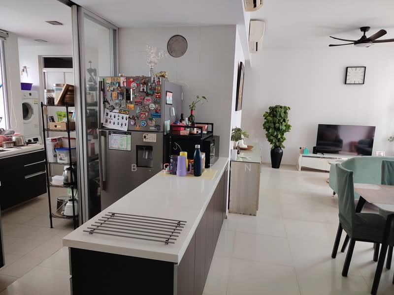 Botannia, 31A West Coast Park, 3 Bedrooms, 1,308 sqft, Condominium For Rent, by B.L. Tan, 500113233 - Kitchen - PropertyGuru.com.sg