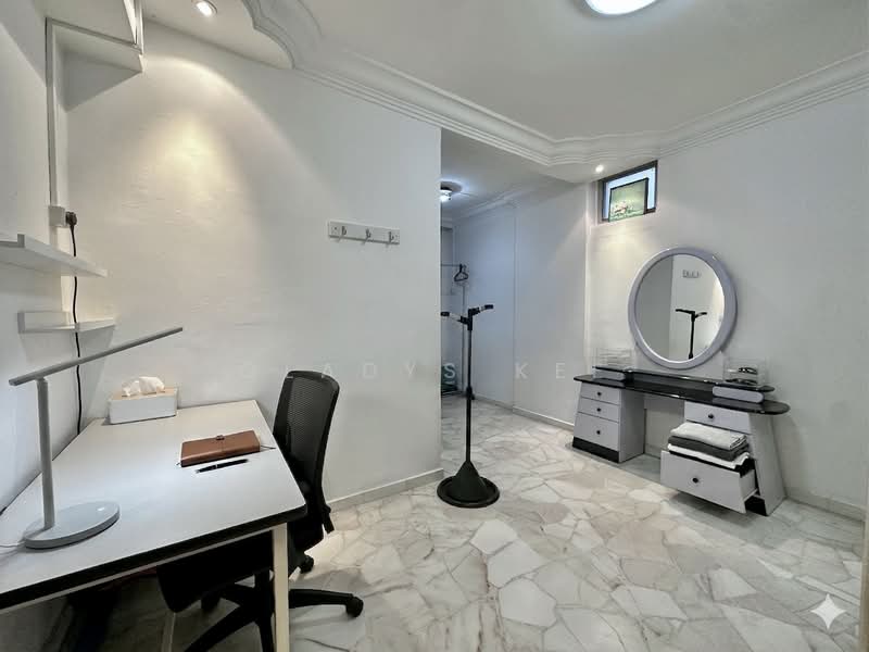 158 Yung Loh Road, 158 Yung Loh Road, 4 Bedrooms, 1,346 sqft, HDB Flat For Sale, by Gladys Kee, 500113234 - PropertyGuru.com.sg