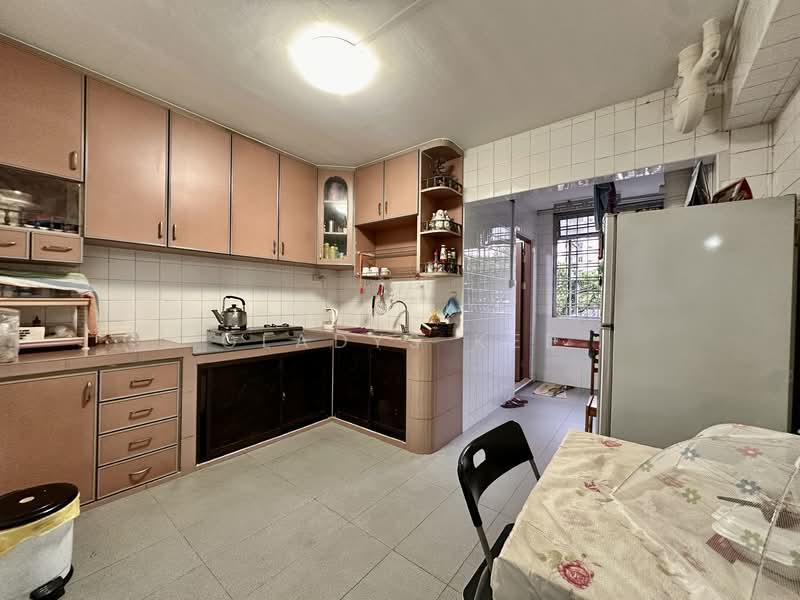 158 Yung Loh Road, 158 Yung Loh Road, 4 Bedrooms, 1,346 sqft, HDB Flat For Sale, by Gladys Kee, 500113234 - PropertyGuru.com.sg