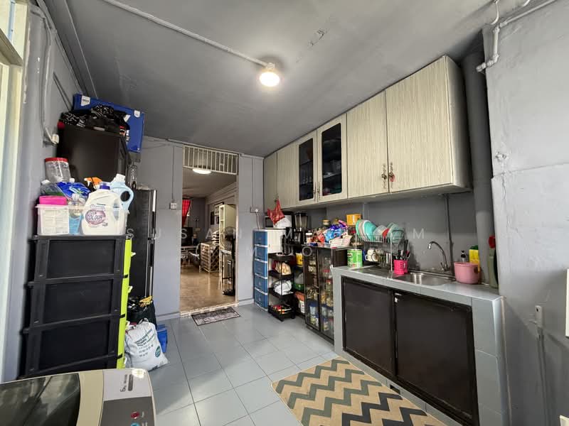 10 Haig Road, 10 Haig Road, 3 Bedrooms, 700 sqft, HDB Flat For Sale, by Susan Mariam (Amboi), 500113237 - Kitchen - PropertyGuru.com.sg