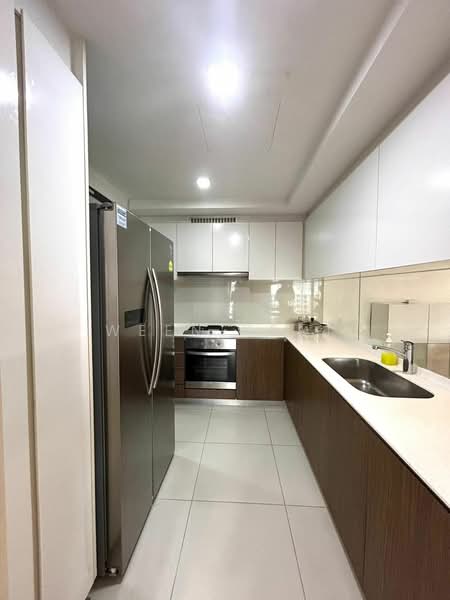 The Lakefront Residences, 42 Lakeside Drive, Room Rental, 1,300 sqft, Condominium For Rent, by Ween Keat, 500113246 - Kitchen - PropertyGuru.com.sg