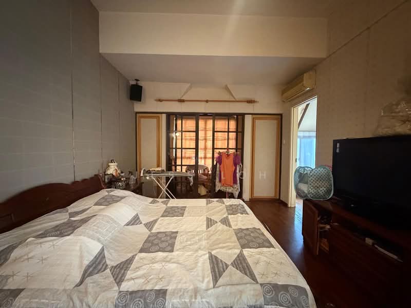 Chelsea Village, Jambol Place, 3 Bedrooms, 2,598 sqft, Terraced House For Sale, by Jess Loh, 500113268 - Bedroom - PropertyGuru.com.sg