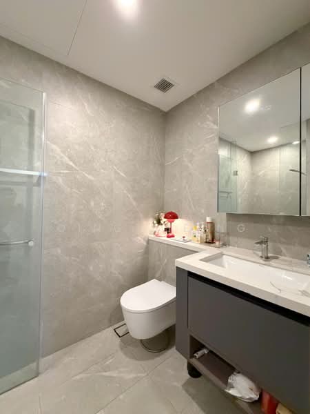 One-North Eden, 8 Slim Barracks Rise, 2 Bedrooms, 786 sqft, Condominium For Sale, by Qing Jie Ng, 500113276 - Bathroom - PropertyGuru.com.sg