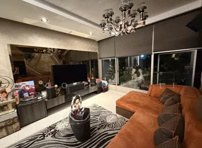 For Sale - Kerrisdale