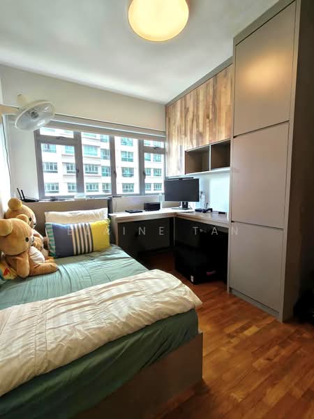 272A Punggol Walk, 272A Punggol Walk, 3 Bedrooms, 1,001 sqft, HDB Flat For Sale, by Elaine Tan, 500113288 - Common Bedroom - PropertyGuru.com.sg