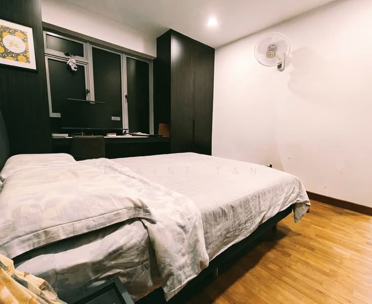 272A Punggol Walk, 272A Punggol Walk, 3 Bedrooms, 1,001 sqft, HDB Flat For Sale, by Elaine Tan, 500113288 - Master Bedroom - PropertyGuru.com.sg