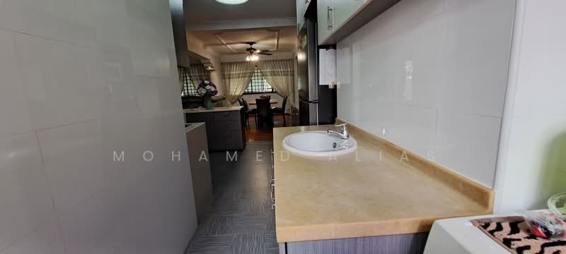 532 Serangoon North Avenue 4, 532 Serangoon North Avenue 4, 3 Bedrooms, 1,108 sqft, HDB Flat For Sale, by Mohamed Alias, 500113290 - Kitchen - PropertyGuru.com.sg