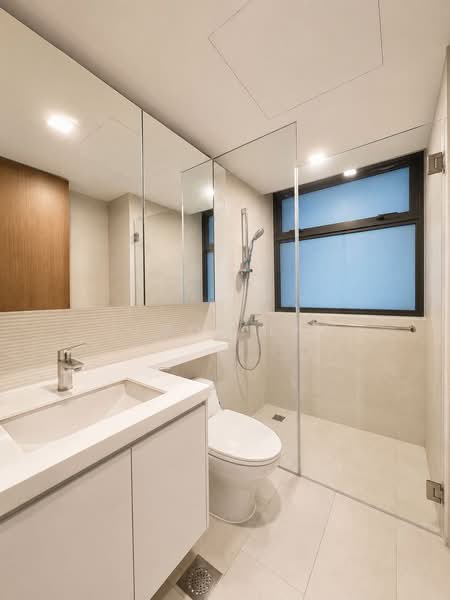 The Topiary, 21 Fernvale Lane, 3 Bedrooms, 904 sqft, Executive Condominium For Sale, by Elroy Lin, 500113295 - Bathroom - PropertyGuru.com.sg