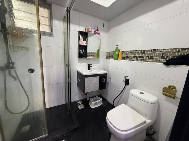 326C Anchorvale Road, 326C Anchorvale Road, 3 Bedrooms, 1,205 sqft, HDB Flat For Sale, by Daliana Abdullah, 500113329 - Bathroom - PropertyGuru.com.sg
