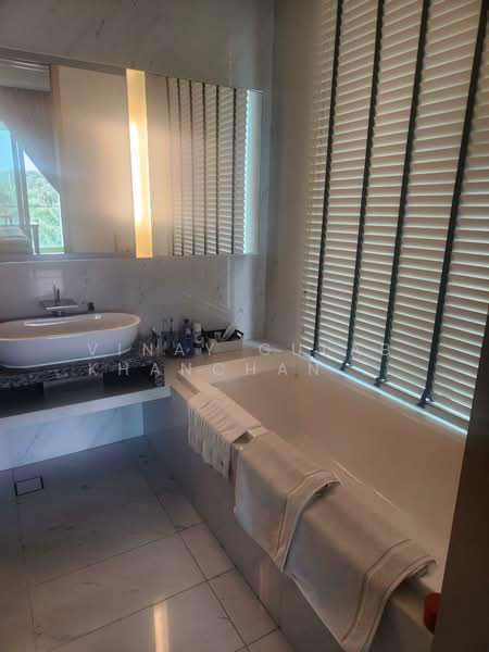 The Residences at W Sentosa Cove, 1 Ocean Way, 2 Bedrooms, 1,259 sqft, Condominium For Sale, by Vinay Gulab Khanchandani ( Vincent ), 500113332 - Bathroom - PropertyGuru.com.sg