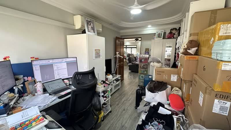 741 Tampines Street 72, 741 Tampines Street 72, 4 Bedrooms, 1,313 sqft, HDB Flat For Sale, by Ho Wee Choong, 500113360 - Study - PropertyGuru.com.sg