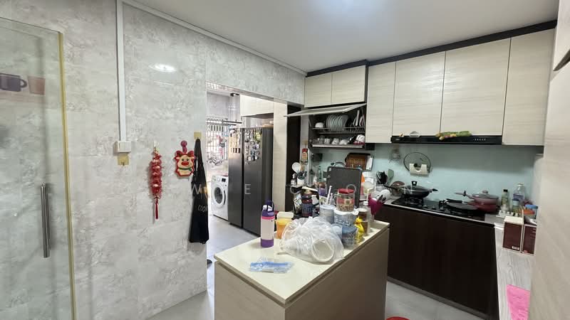 741 Tampines Street 72, 741 Tampines Street 72, 4 Bedrooms, 1,313 sqft, HDB Flat For Sale, by Ho Wee Choong, 500113360 - Kitchen - PropertyGuru.com.sg