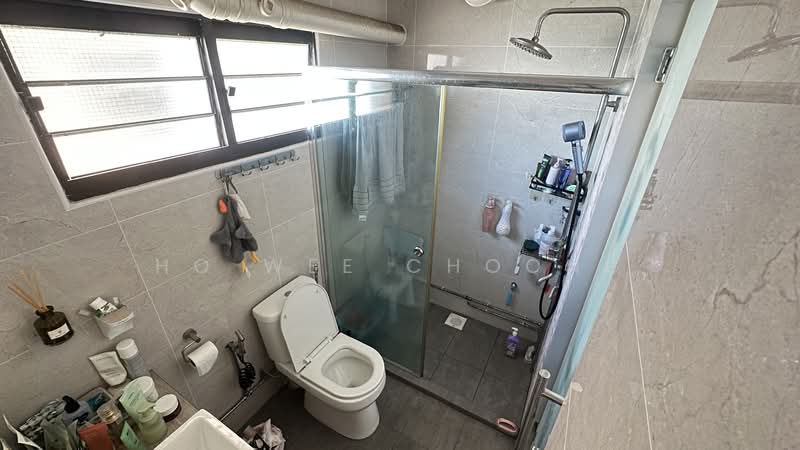 741 Tampines Street 72, 741 Tampines Street 72, 4 Bedrooms, 1,313 sqft, HDB Flat For Sale, by Ho Wee Choong, 500113360 - Bathroom - PropertyGuru.com.sg