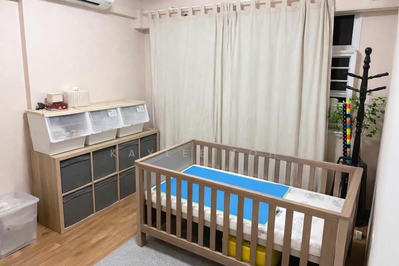 440B Bukit Batok West Avenue 8, 440B Bukit Batok West Avenue 8, 3 Bedrooms, 990 sqft, HDB Flat For Sale, by Kaylee Toh, 500113374 - Common room 2 - PropertyGuru.com.sg