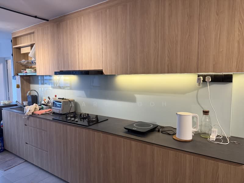 363 Clementi Avenue 2, 363 Clementi Avenue 2, 2 Bedrooms, 721 sqft, HDB Flat For Sale, by Aaron Goh, 500113376 - Kitchen - PropertyGuru.com.sg