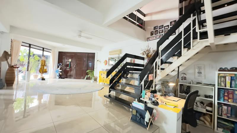 Holland Grove, 3 Holland Grove View, 5 Bedrooms, 5,000 sqft, Bungalow House For Rent, by James Tan, 500113378 - Living Room - PropertyGuru.com.sg