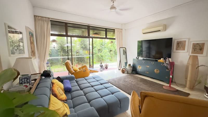 Holland Grove, 3 Holland Grove View, 5 Bedrooms, 5,000 sqft, Bungalow House For Rent, by James Tan, 500113378 - Living Room - PropertyGuru.com.sg