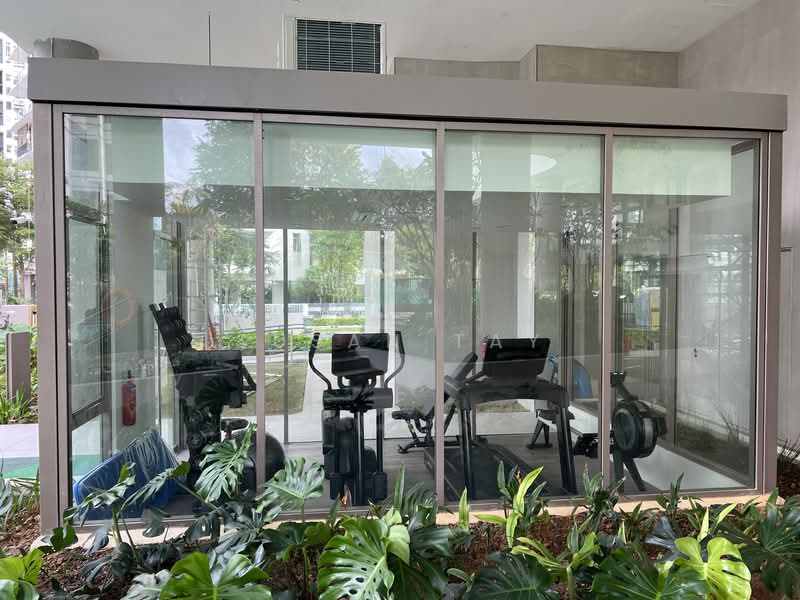 Coastline Residences, 7 Amber Road, 2 Bedrooms, 710 sqft, Condominium For Sale, by Susan Tay, 500113389 - Gym - PropertyGuru.com.sg