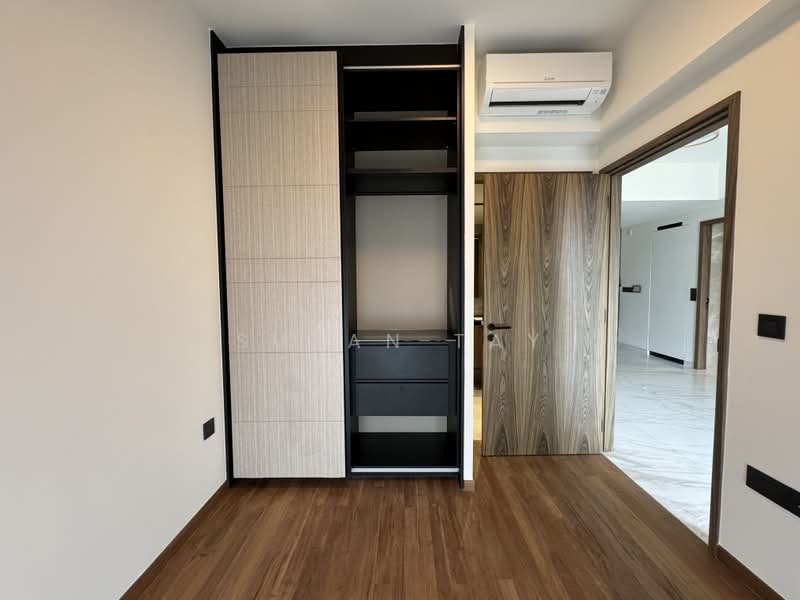 Coastline Residences, 7 Amber Road, 2 Bedrooms, 710 sqft, Condominium For Sale, by Susan Tay, 500113389 - Master Bedroom - PropertyGuru.com.sg