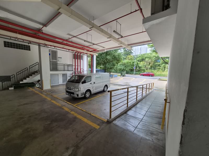 Petro Centre, 5 Jalan Kilang Barat, 4,768 sqft, Light Industrial (B1) For Rent, by Sam Yap, 500113396 - Exterior - CommercialGuru.com.sg