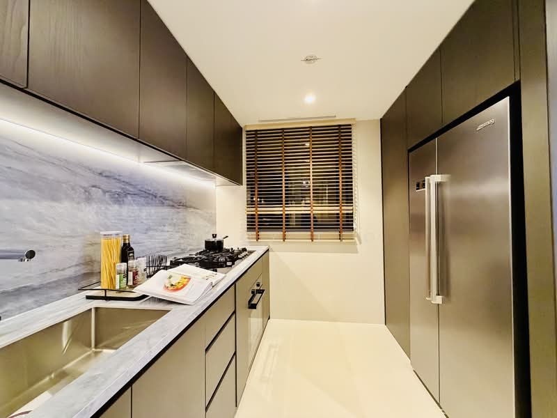 Vela Bay, 1 Bayshore Walk, 5 Bedrooms, 1,582 sqft, Condominium For Sale, by Tracy Teo, 500113404 - Kitchen - PropertyGuru.com.sg
