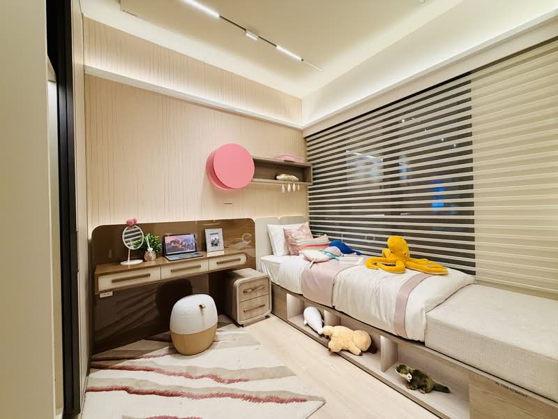 Vela Bay, 1 Bayshore Walk, 5 Bedrooms, 1,582 sqft, Condominium For Sale, by Tracy Teo, 500113404 - Bedroom - PropertyGuru.com.sg